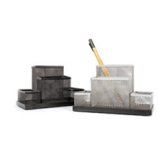 Metala galda organizators, sudraba krāsā